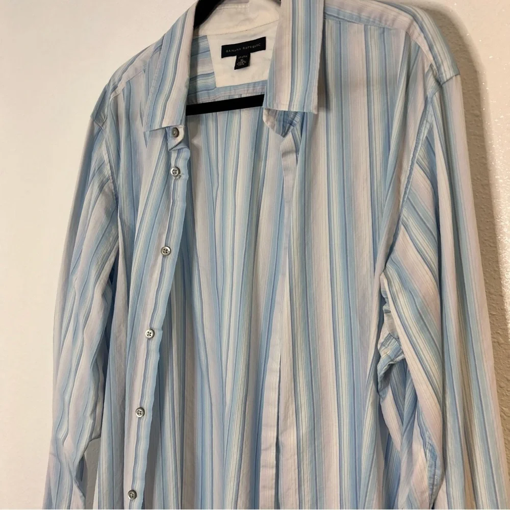Banana Republic Blue Striped Dress Shirt Size XL 17- 17 1-2